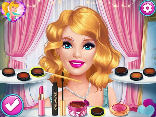  BARBIE BEAUTY  TUTORIALS gioco online Giochi POMU